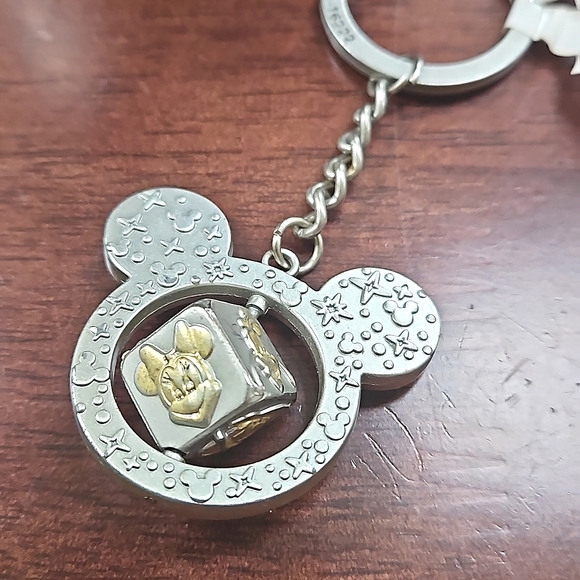 NWT Disney Keychain. - Picture 5 of 10